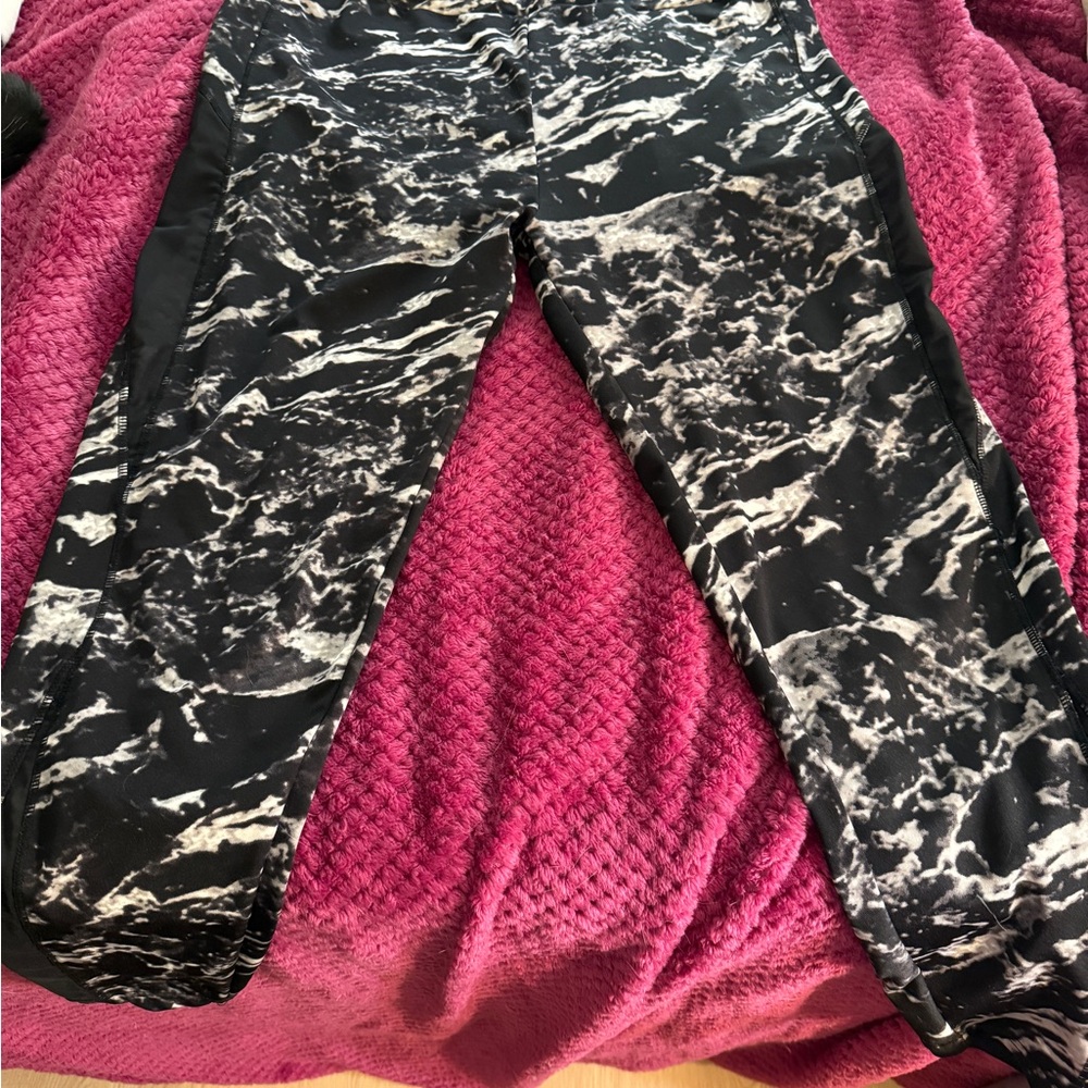 Black and White Marble Print Sheer Mesh Side Leggings